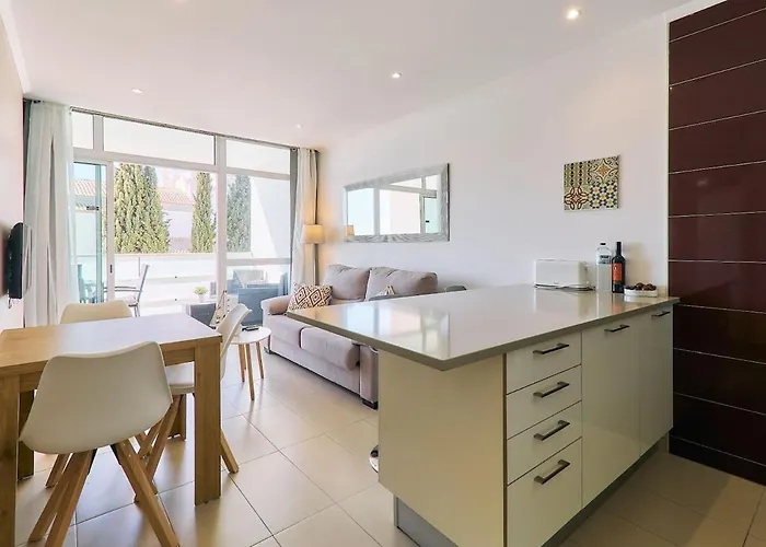 Bay View Sofia Mit Meerblick Und Pool *